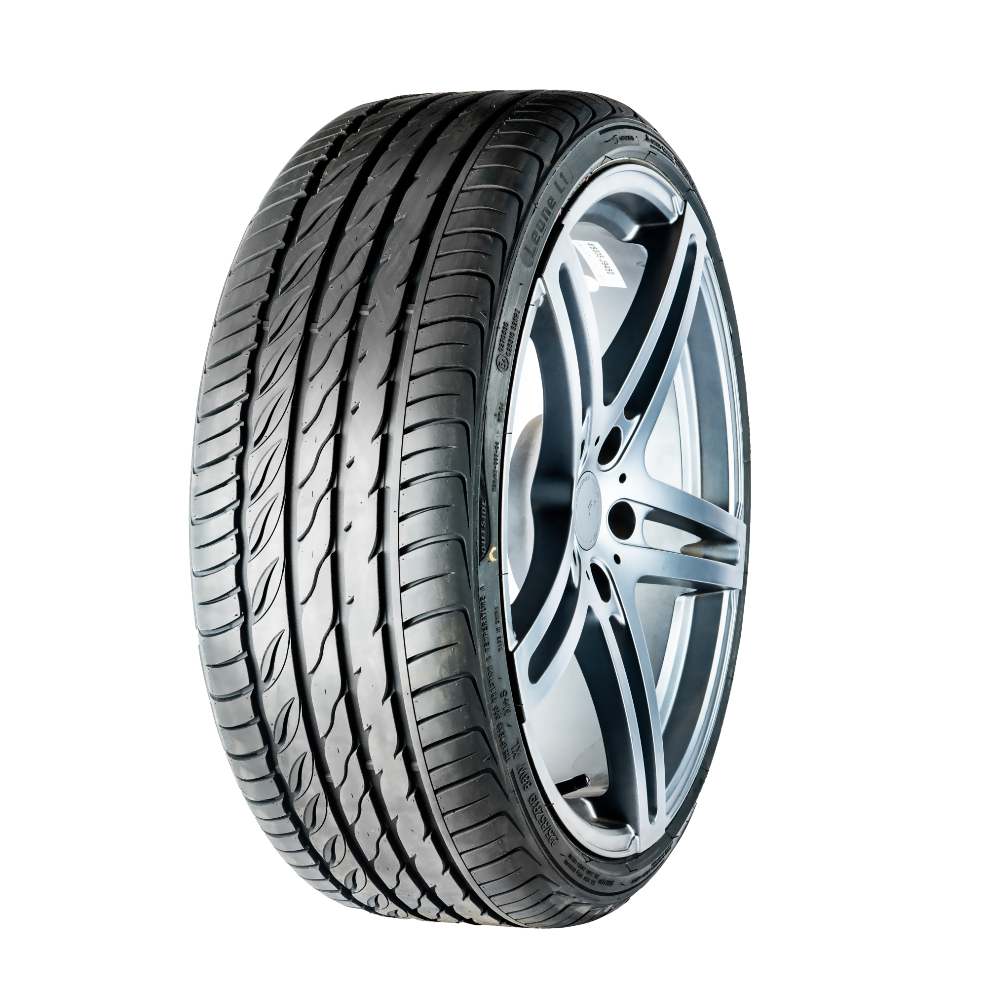 MASSIMO Leone L1 XL 215/40 R16