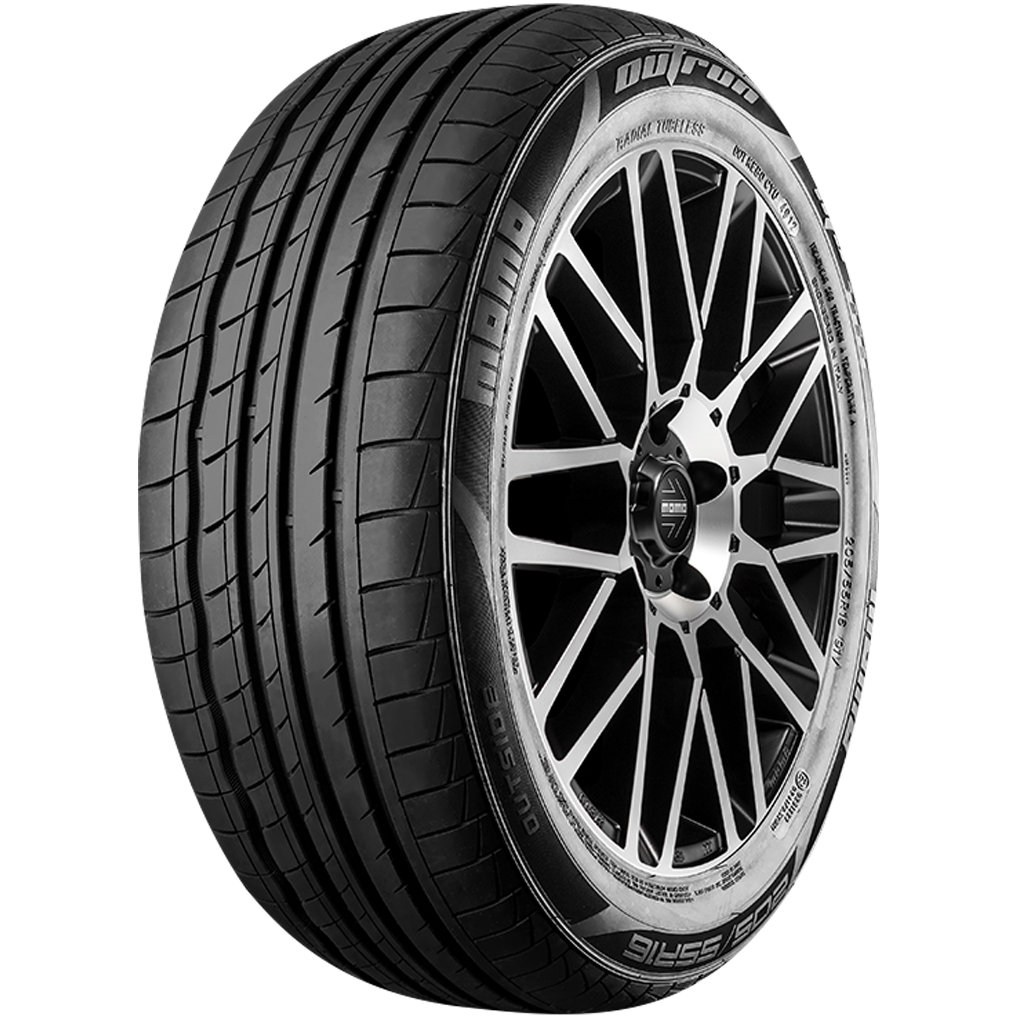MOMO M-3 Outrun XL 235/45 R18